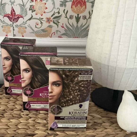 Schwarzkopf Keratin hair color - Bundle of 3 - Picture 1 of 4